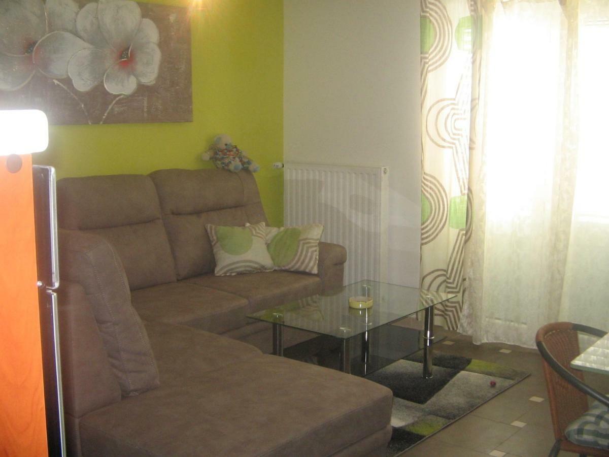 Апартаменты Apartman Karla Цриквеница Экстерьер фото