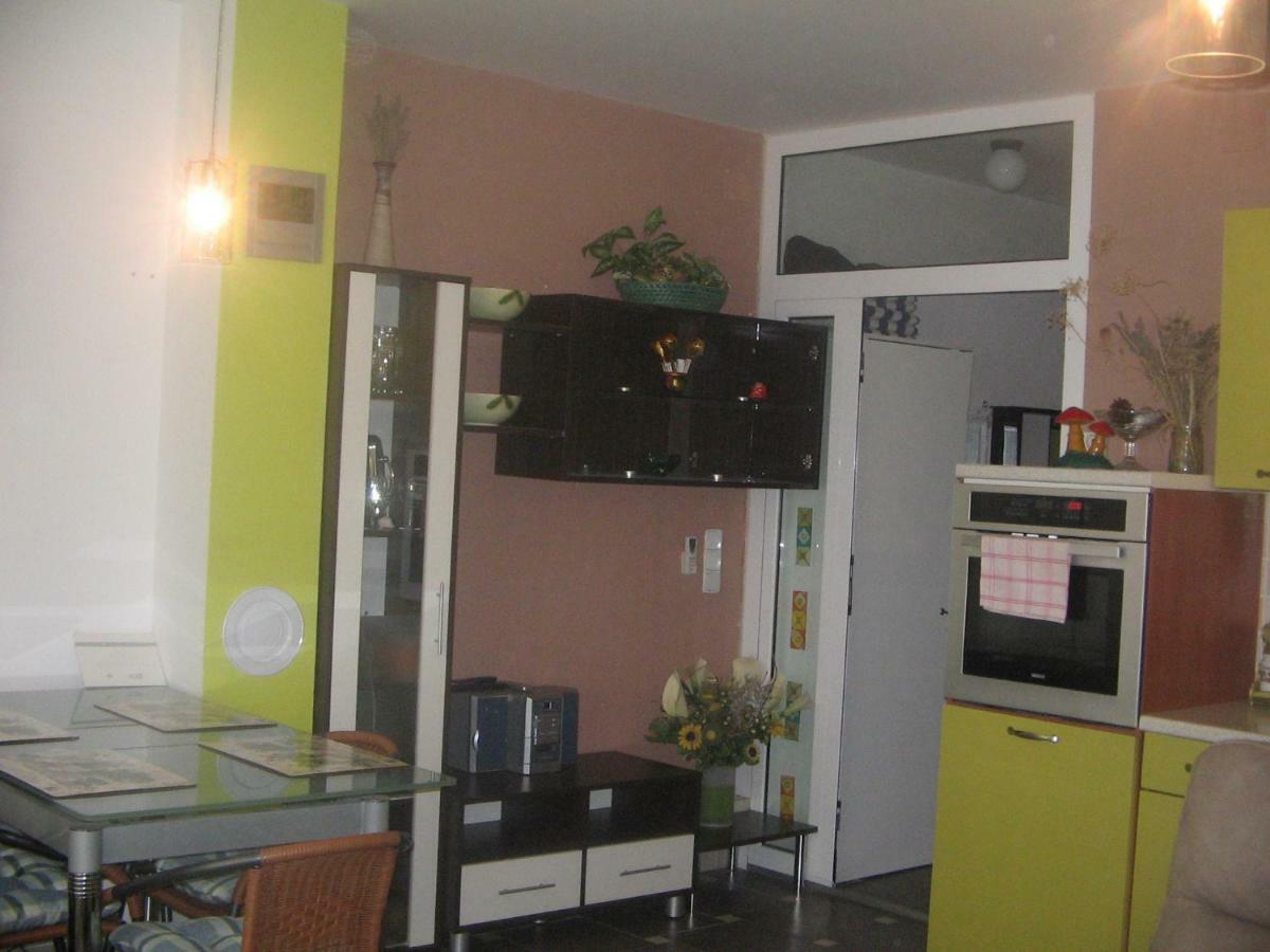 Апартаменты Apartman Karla Цриквеница Экстерьер фото